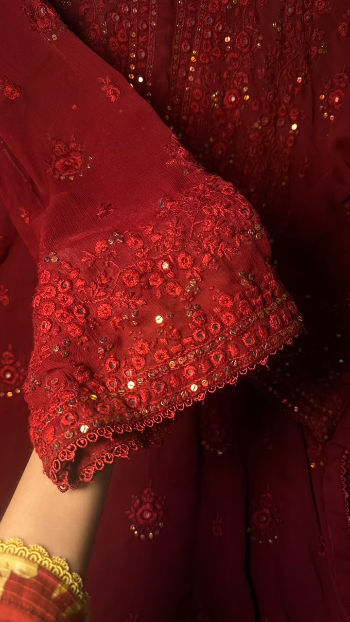 rich crimson red stitched 3 pc(Delivery time 10 weeks)