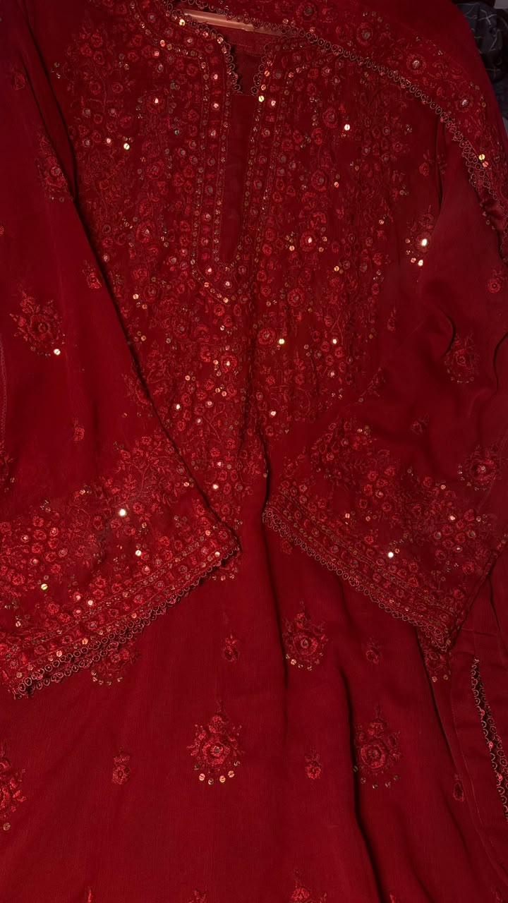 rich crimson red stitched 3 pc(Delivery time 10 weeks)