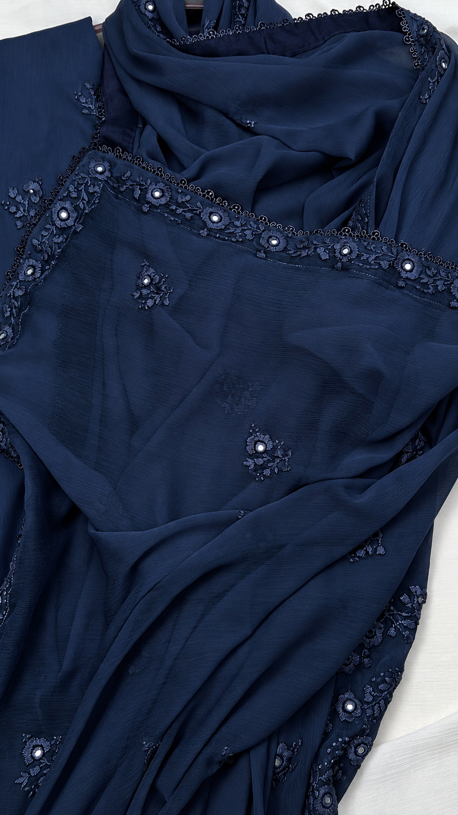Navy blue(delivery time 10 weeks)