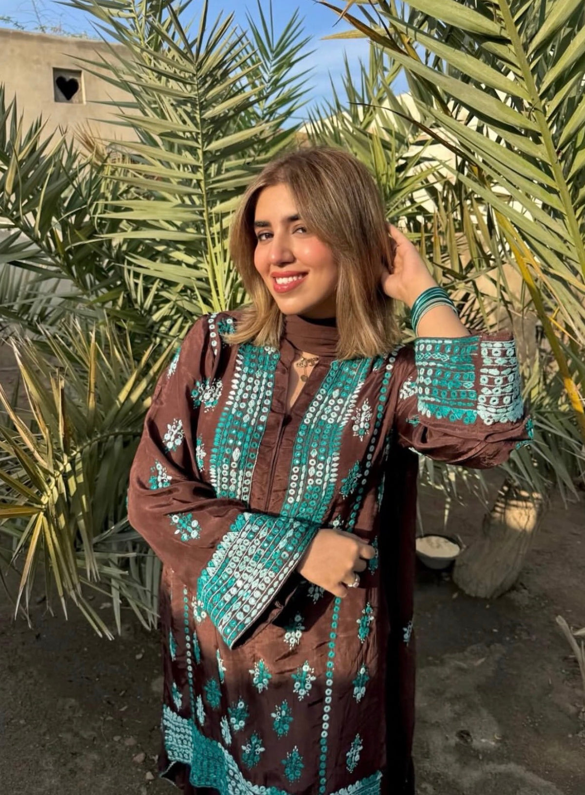 Brown Balochi🤎(delivery time 10 weeks)